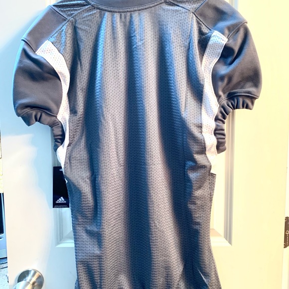 New Adidas Techfit Hyped Football Jersey Large - Picture 3 of 3